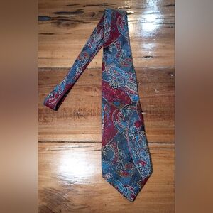 Milano Paisley Tie in Red, Blue, and Gold